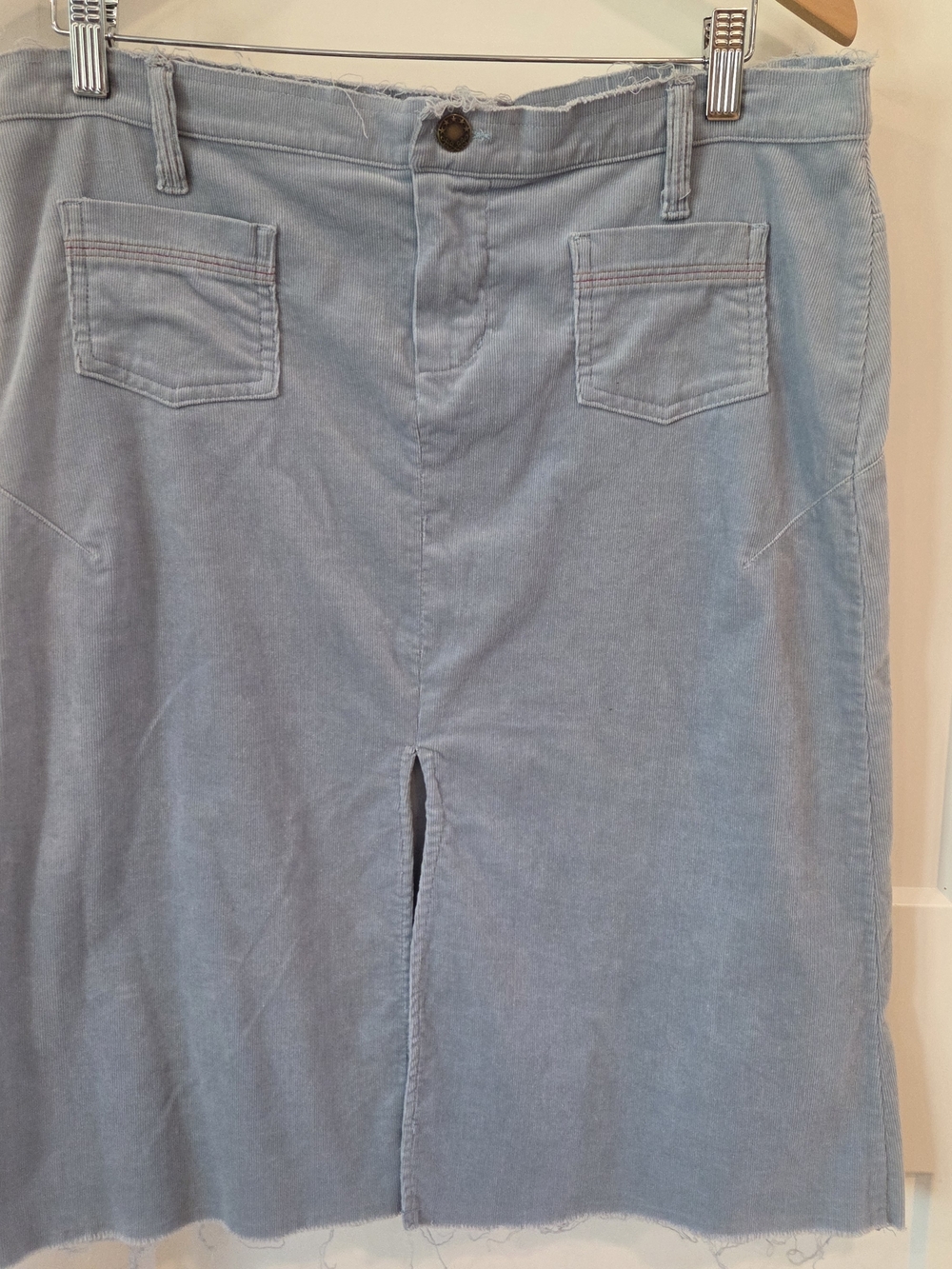 Velvet by Graham & Spencer Corduroy Skirt Blue Raw Hem Knee Length Coastal 10